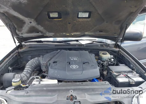 2003 Toyota 4Runner Sr5 V6 from USA, damaged, VIN JTEZU14R338005835